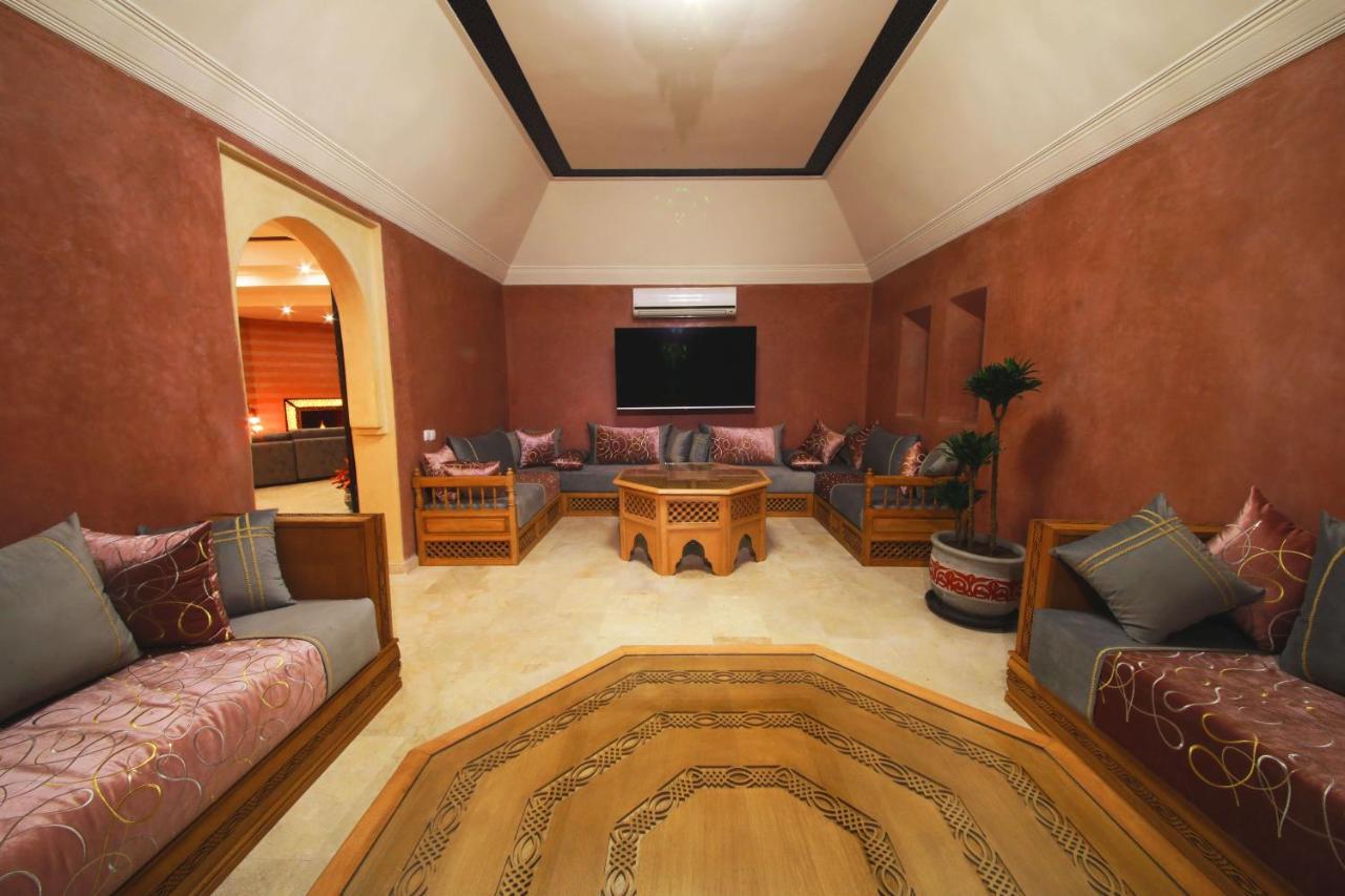 Le Petit Chateau Des Anges Ouled Bouzid ภายนอก รูปภาพ