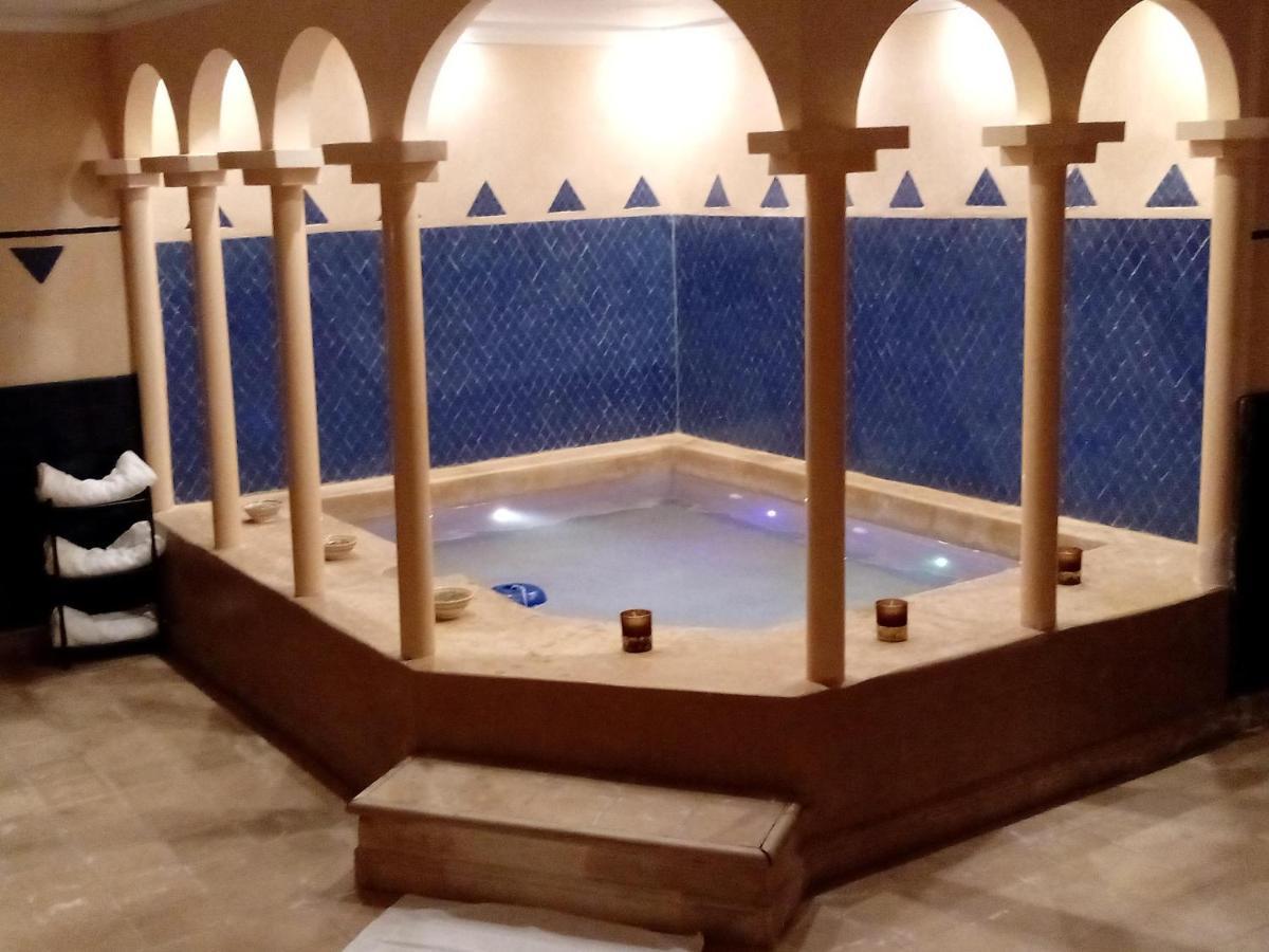 Le Petit Chateau Des Anges Ouled Bouzid ภายนอก รูปภาพ