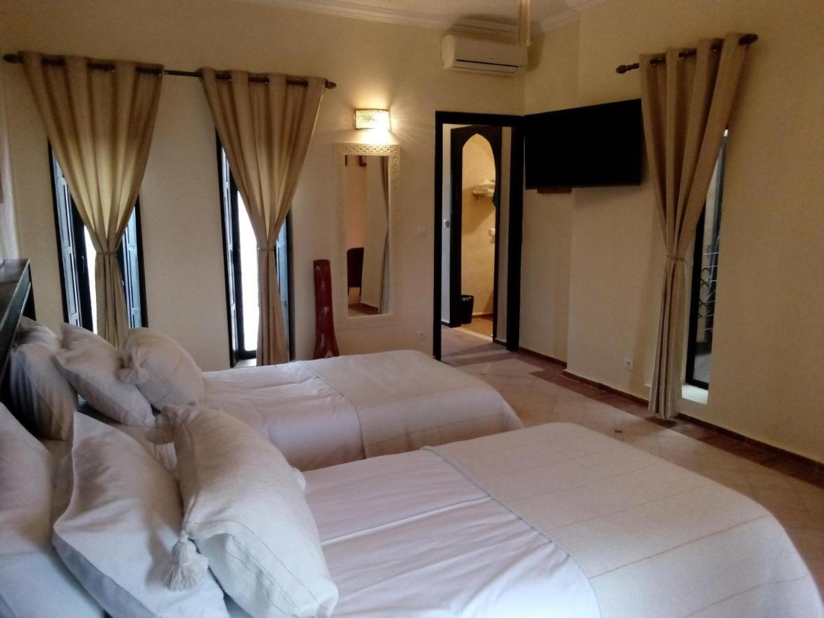 Le Petit Chateau Des Anges Ouled Bouzid ภายนอก รูปภาพ