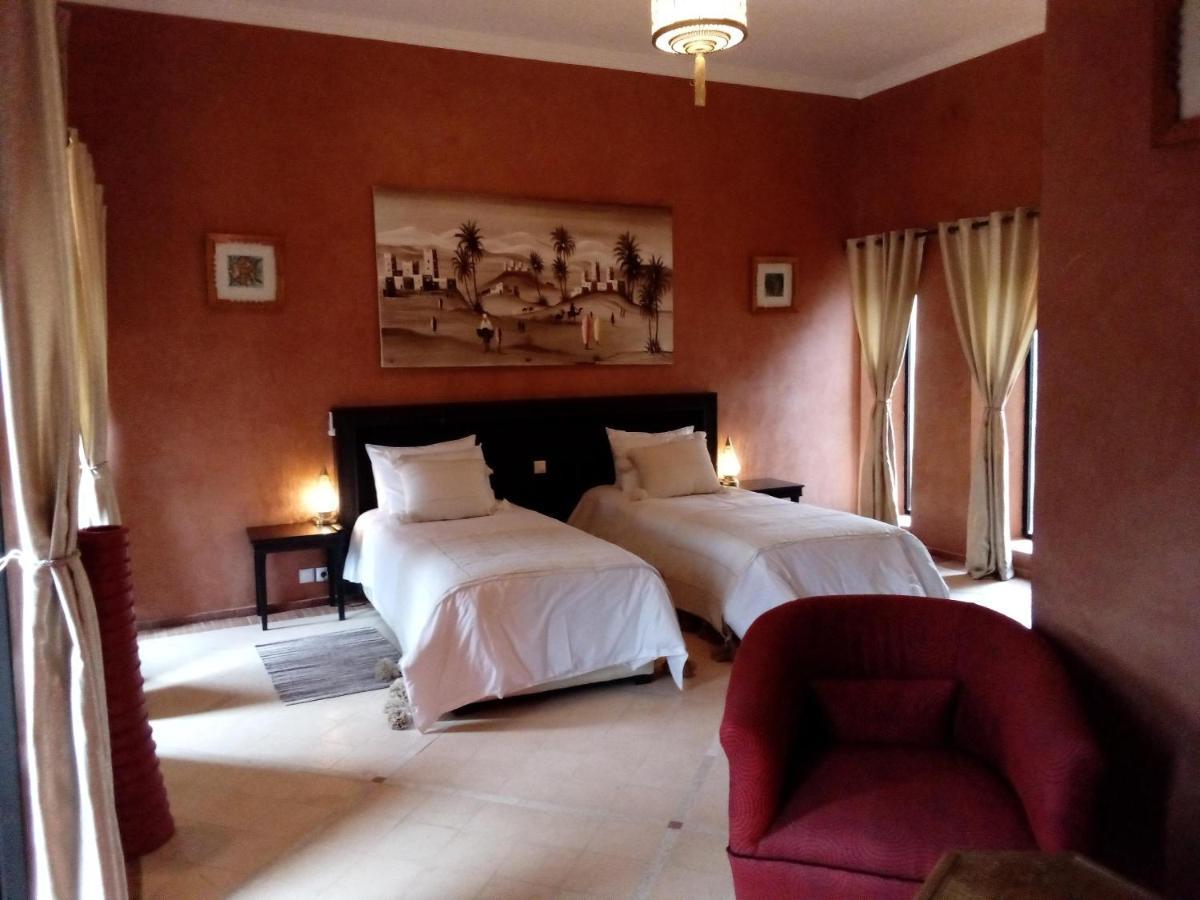 Le Petit Chateau Des Anges Ouled Bouzid ภายนอก รูปภาพ